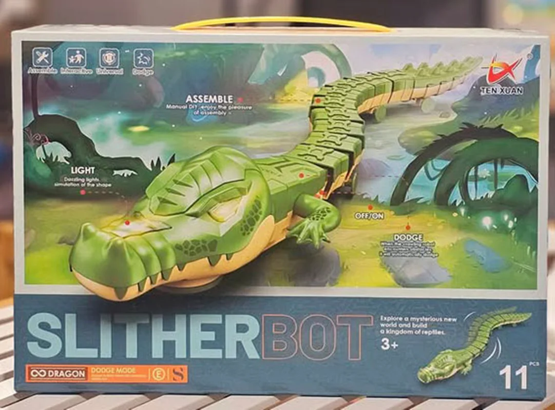 خزنده ساختنی موزیکال چراغدار تمساح متحرک مدل Slitherbot Crocodile Tenxuan 11Pcs - نمای جلو در حال حرکت