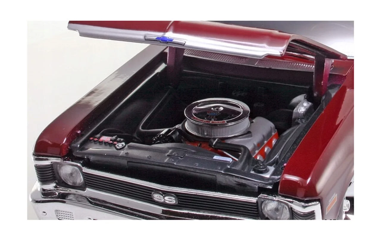 خرید ماشین فلزی مایستو «شورولت نوا 1970 Ss» ماشین فلزی Maisto 1970 Chevrolet Nova Ss Coupe Red 31132