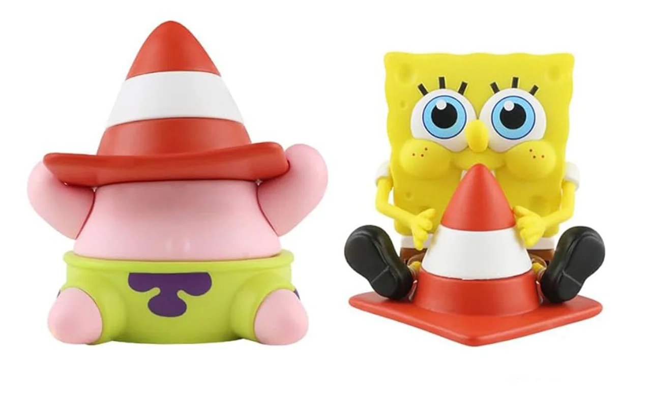 باب اسفنجی و پاتریک با مخروط ترافیکی