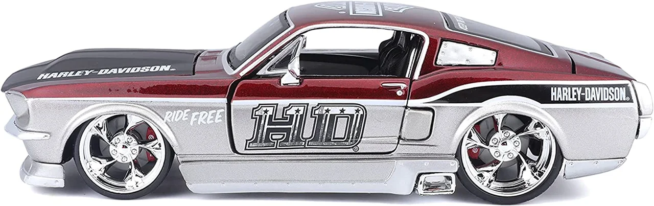 ماکت فلزی مایستو هارلی دیودسون ماشین فورد آمریکایی موستانگ FORD USA - MUSTANG GT CUSTOM HARLEY-DAVIDSON 1967