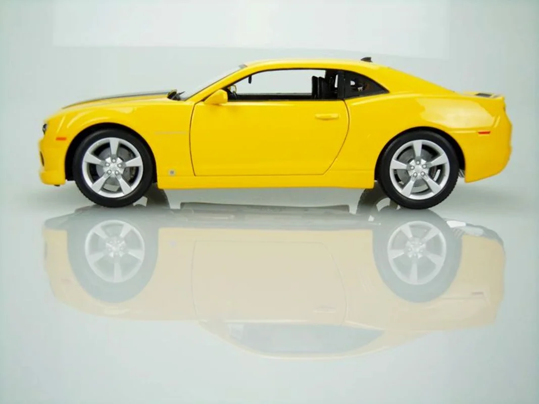 خرید ماشین فلزی مایستو «شورولت کامارو 2010 SS RS» ماشین فلزی Maisto Chevy Camaro SS RS, Yellow w/ Black Stripes 31173