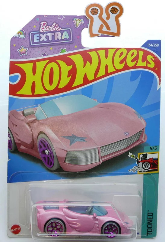 نمای جانبی ماشین فلزی هات ویلز باربی اکسترا مدل Hot Wheels Extra
