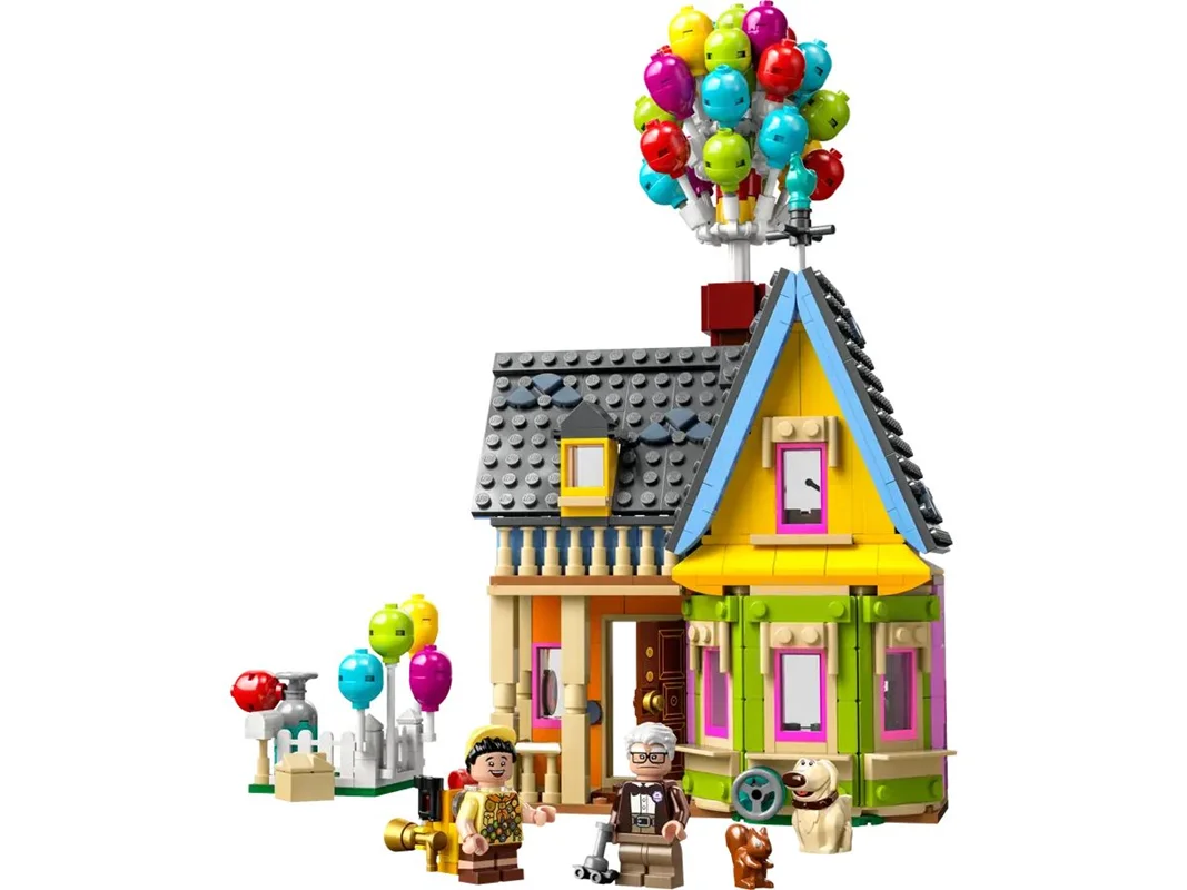 "LEGO Disney and Pixar ‘Up’ House Disney 100 - مجموعه ساختنی خانه کارل و راسل از انیمیشن UP، شامل فیگورهای کارل، راسل و داگ."