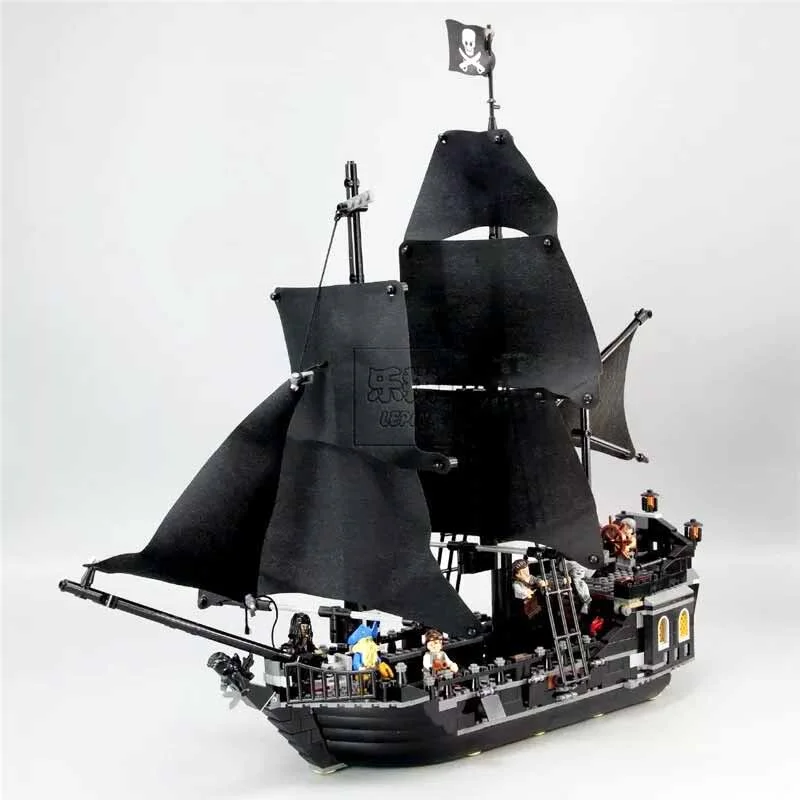 خرید لگو ساختنی «دزدان دریایی کارائیب»  Bricks Blocks Pirates Of The Caribbean Black Pearl Captain Jack Sparrow A16006