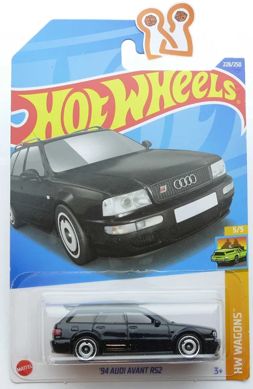 نمای جانبی ماشین فلزی هات ویلز آئودی آوانت RS2 مدل Hot Wheels 94 Audi Avant RS2
