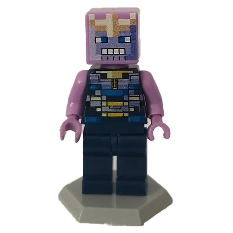 مینی فیگور لگو تانوس ماینکرفتی در نمای جلو با جزئیات کامل چهره و بدن