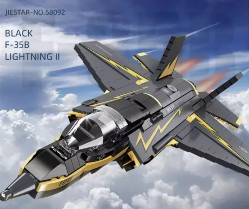 نمایش لگو F-35B Lightning II در حال پرواز در آسمان