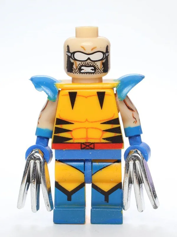 مینی فیگور لگو ولورین خشمگین با چنگال